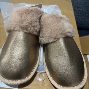 Auden Women's Slippers with Faux Fur - Gold and Cream